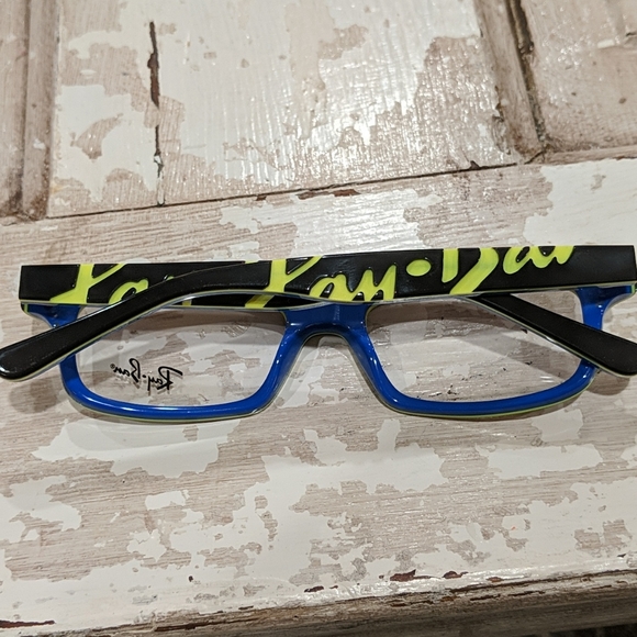 Brand new Ray-Ban kid's prescription frames - Picture 2 of 2